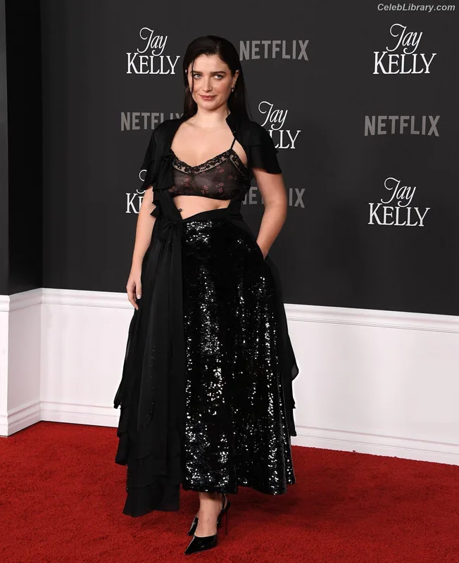 Eve Hewson photo 11 of 290