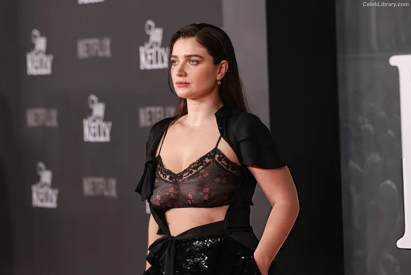 Eve Hewson photo 17 of 290