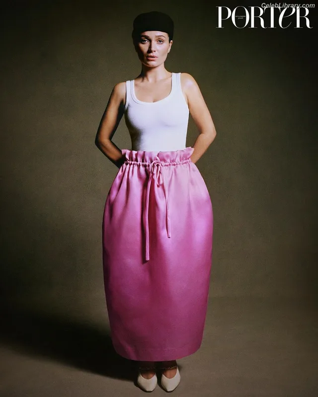Eve Hewson photo 5 of 290