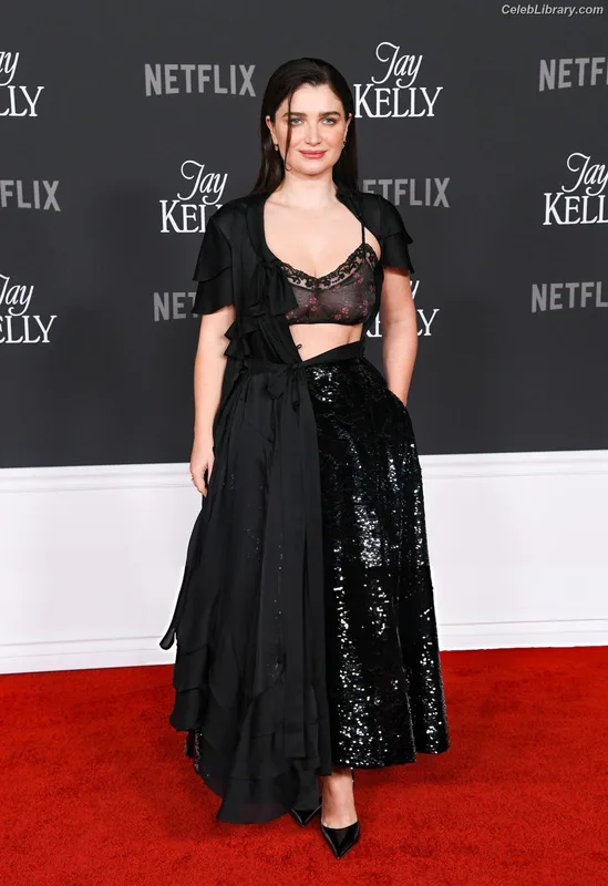 Eve Hewson photo 18 of 290