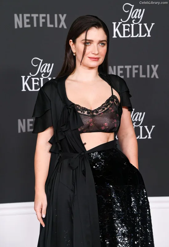 Eve Hewson photo 1 of 290