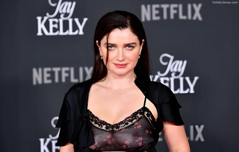 Eve Hewson photo 4 of 290