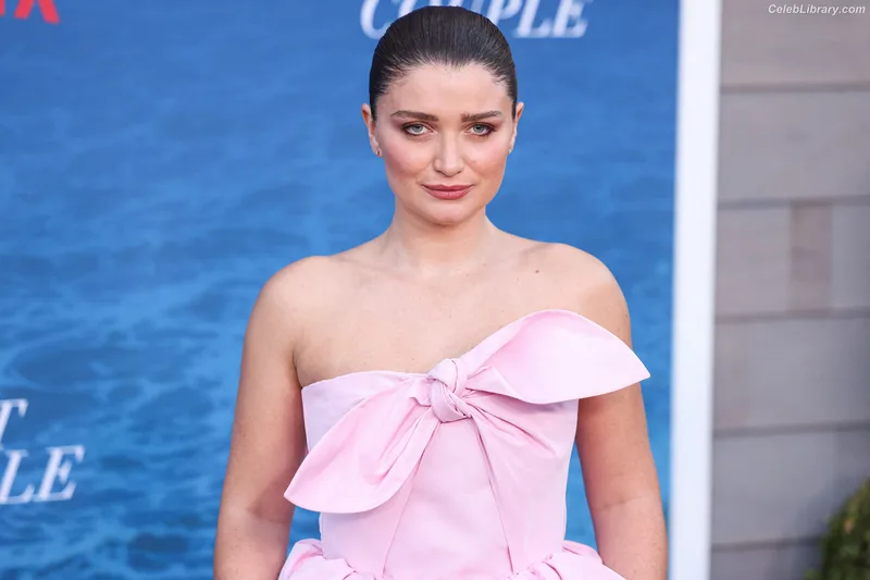 Eve Hewson photo 10 of 290