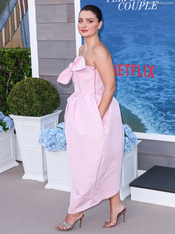 Eve Hewson photo 12 of 290