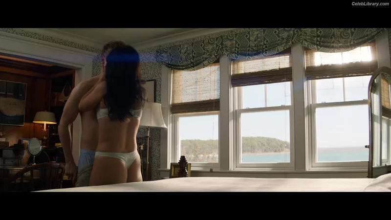 Eve Hewson photo 17 of 290