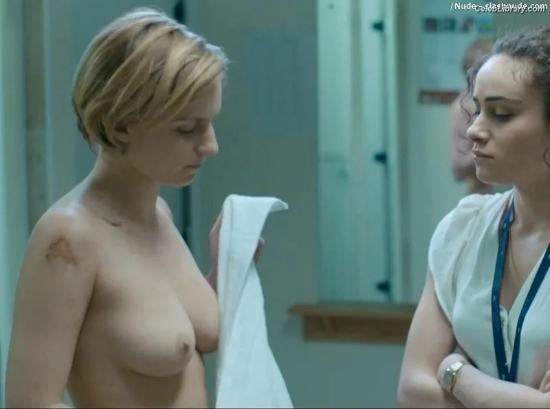 Faye Marsay photo 5 of 34