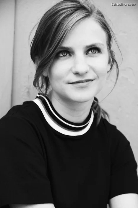 Faye Marsay photo 6 of 34