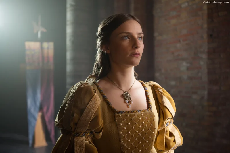 Faye Marsay photo 9 of 34