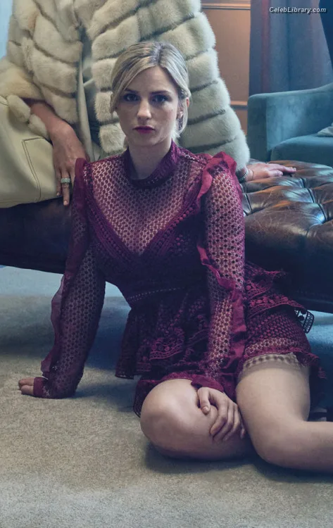 Faye Marsay photo 2 of 34