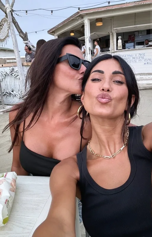 Federica Nargi photo 20 of 457