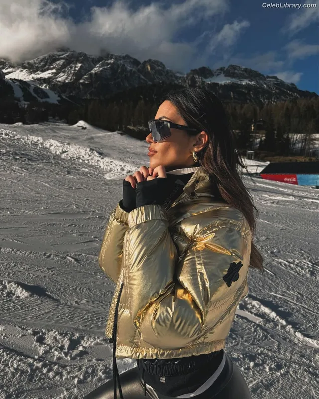 Federica Nargi photo 22 of 457