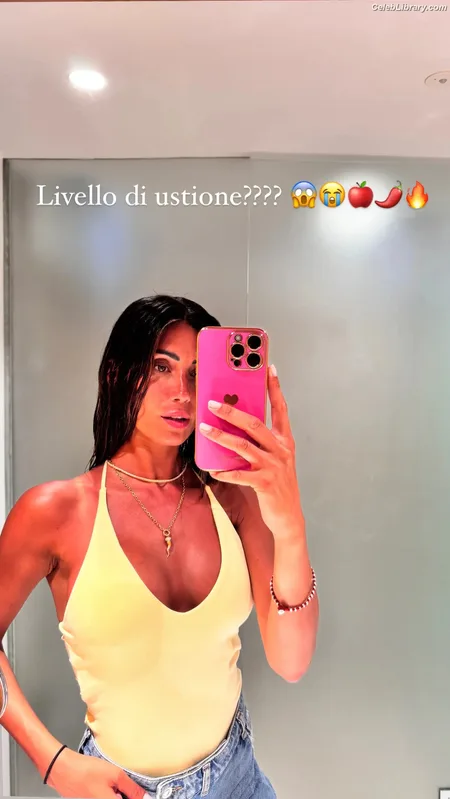 Federica Nargi photo 11 of 457