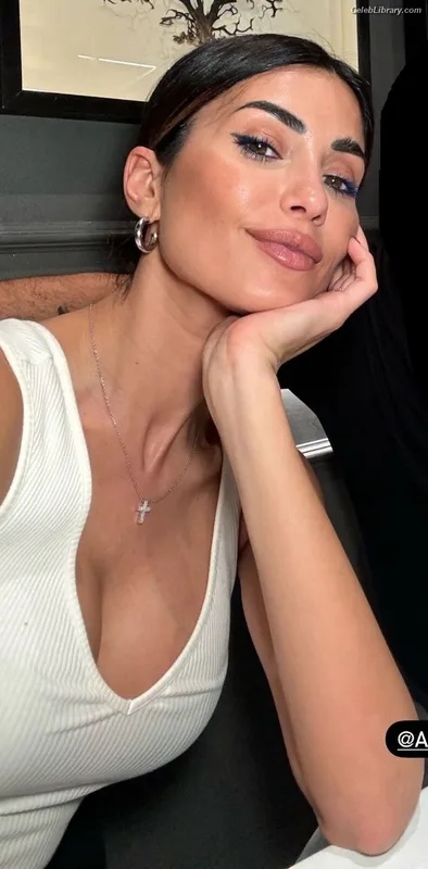 Federica Nargi photo 4 of 457