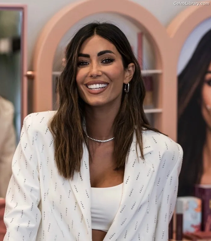Federica Nargi photo 13 of 457