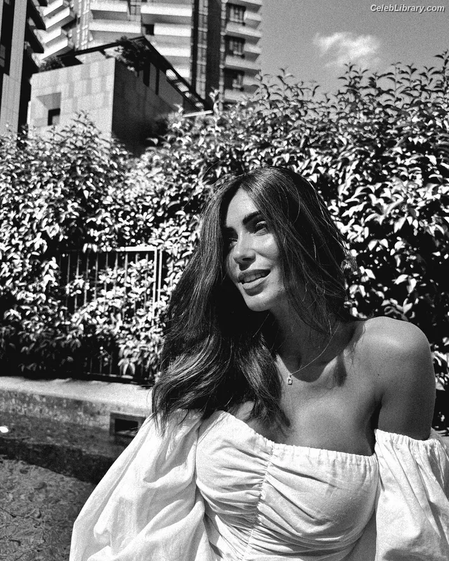 Federica Nargi photo 1 of 457