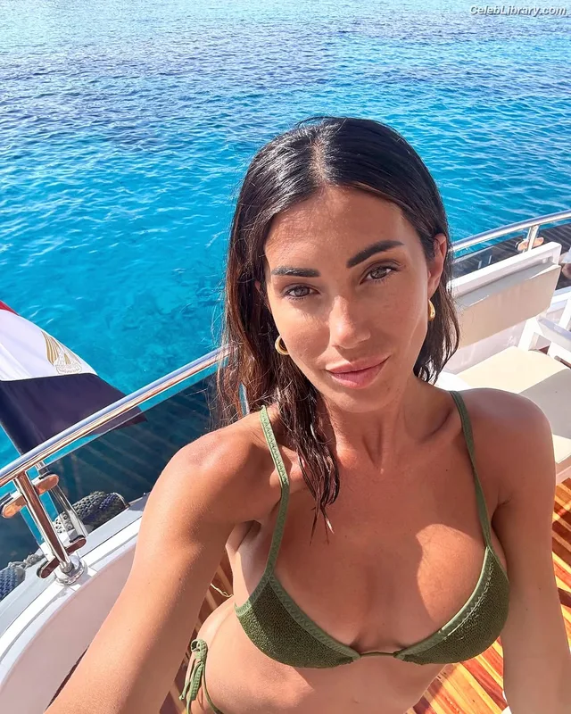 Federica Nargi photo 2 of 457
