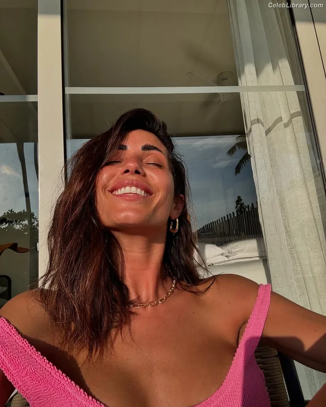 Federica Nargi photo 23 of 457