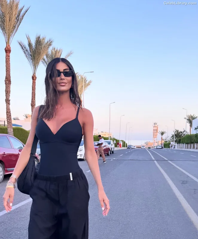 Federica Nargi photo 7 of 457