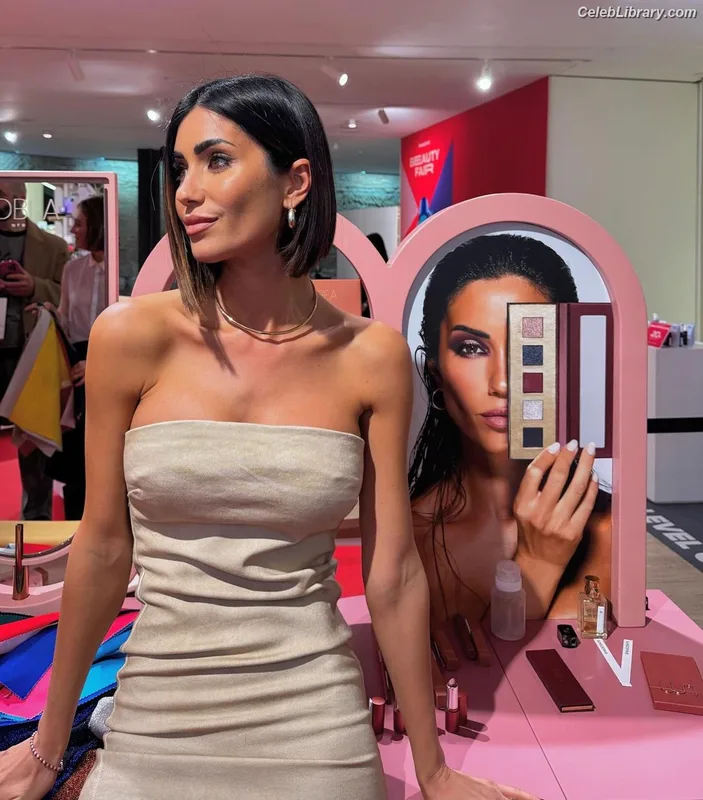 Federica Nargi photo 16 of 457