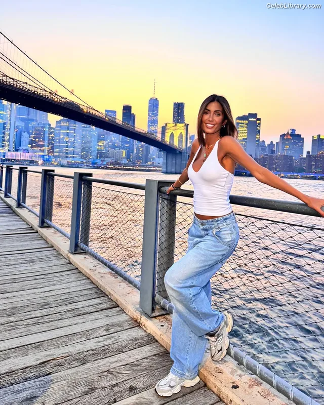 Federica Nargi photo 24 of 457