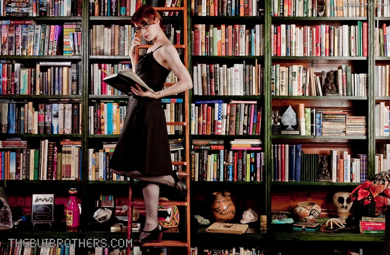 Felicia Day photo 15 of 197