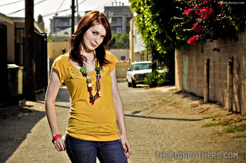 Felicia Day photo 16 of 197