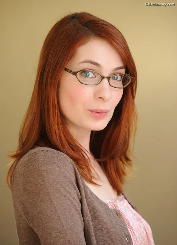 Felicia Day photo 21 of 197