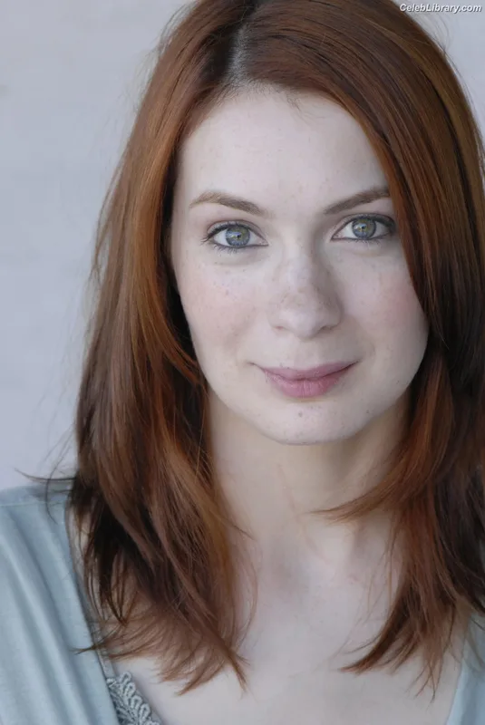 Felicia Day photo 20 of 197