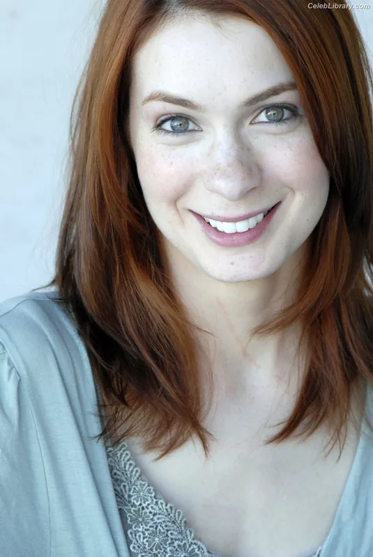 Felicia Day photo 24 of 197