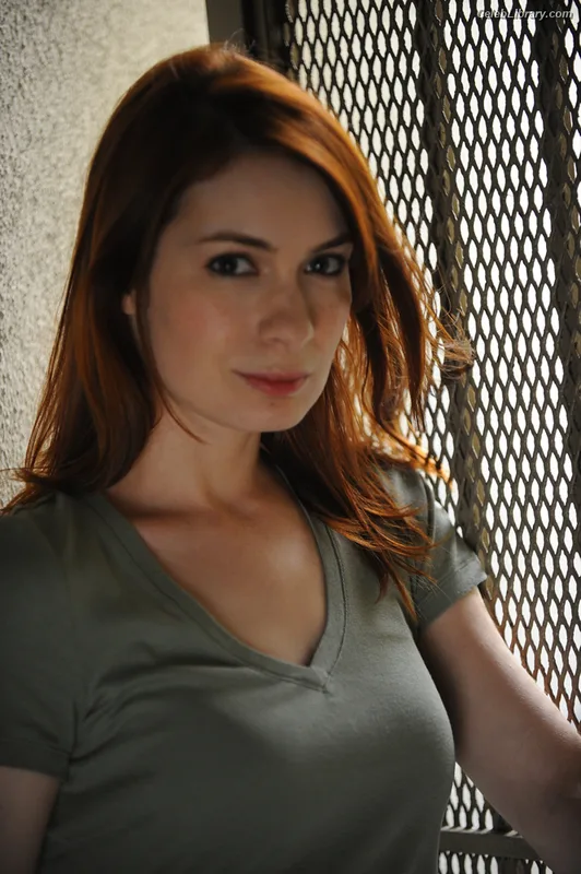 Felicia Day photo 22 of 197