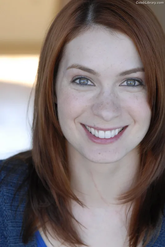 Felicia Day photo 6 of 197