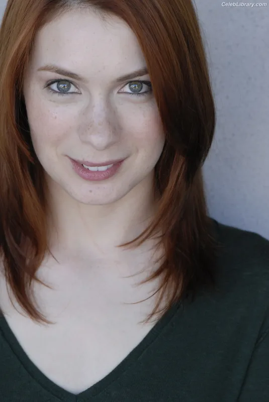 Felicia Day photo 11 of 197