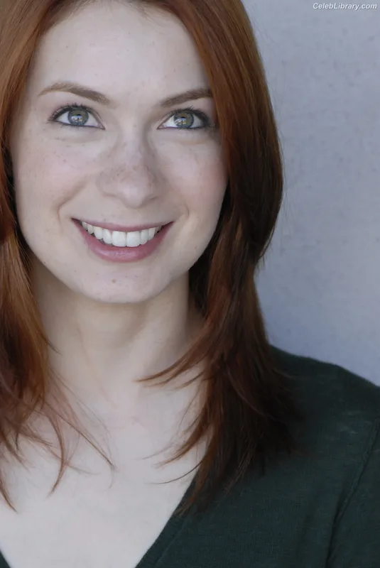 Felicia Day photo 12 of 197