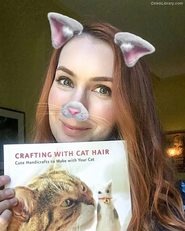 Felicia Day photo 19 of 197