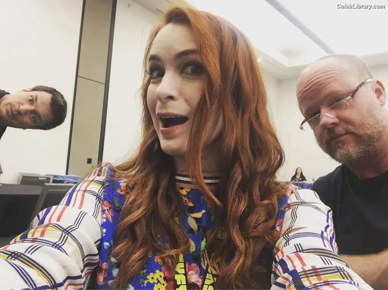 Felicia Day photo 22 of 197
