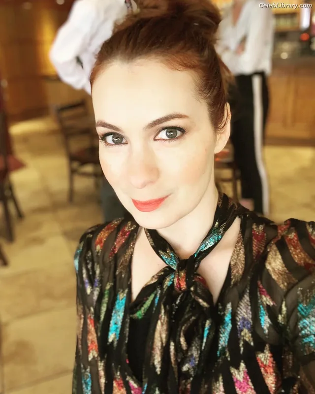 Felicia Day photo 12 of 197