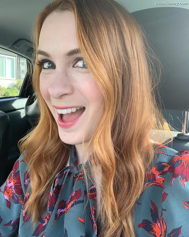 Felicia Day photo 14 of 197