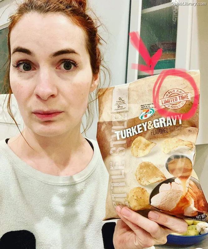 Felicia Day photo 15 of 197