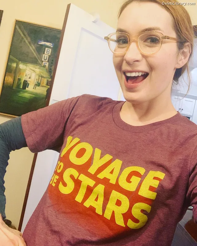 Felicia Day photo 20 of 197