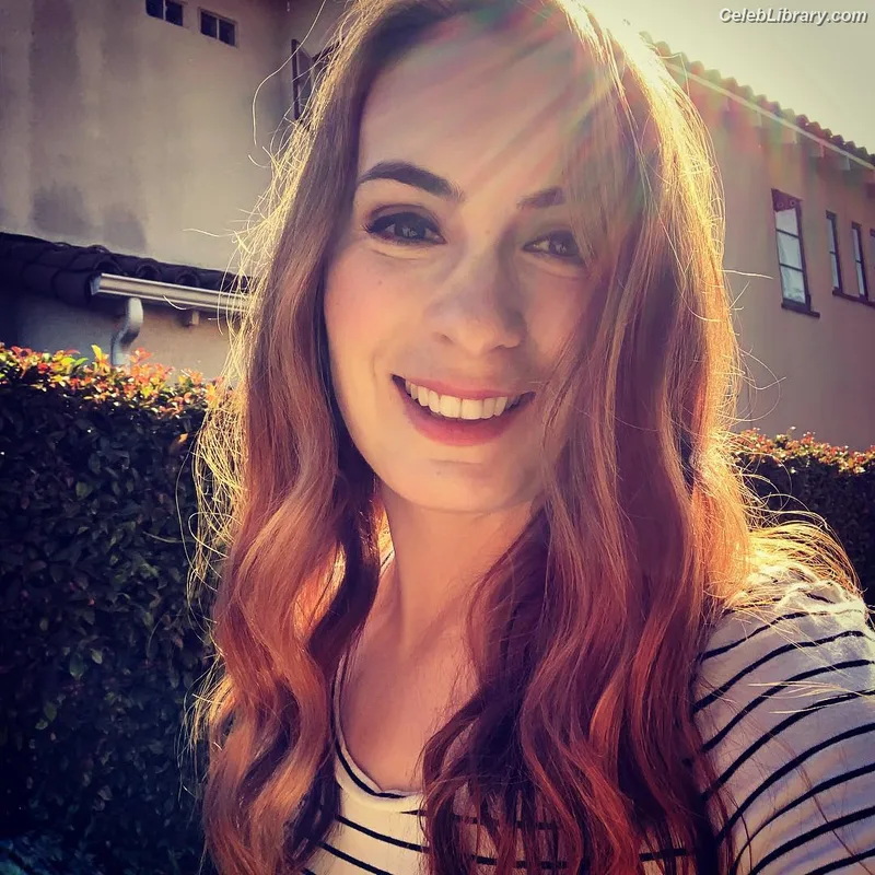 Felicia Day photo 23 of 197