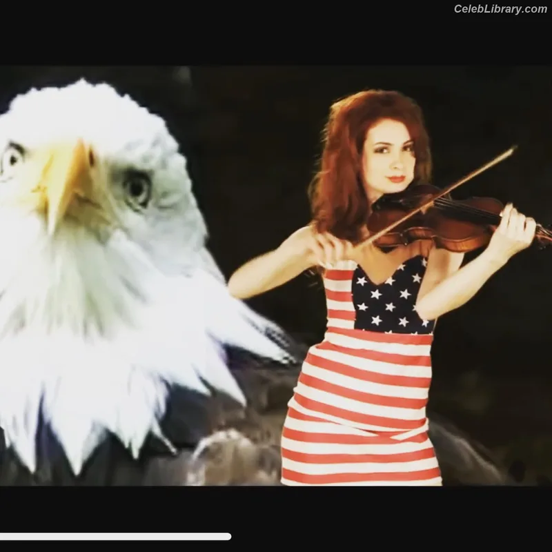 Felicia Day photo 14 of 197