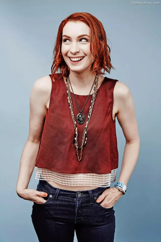 Felicia Day photo 19 of 197