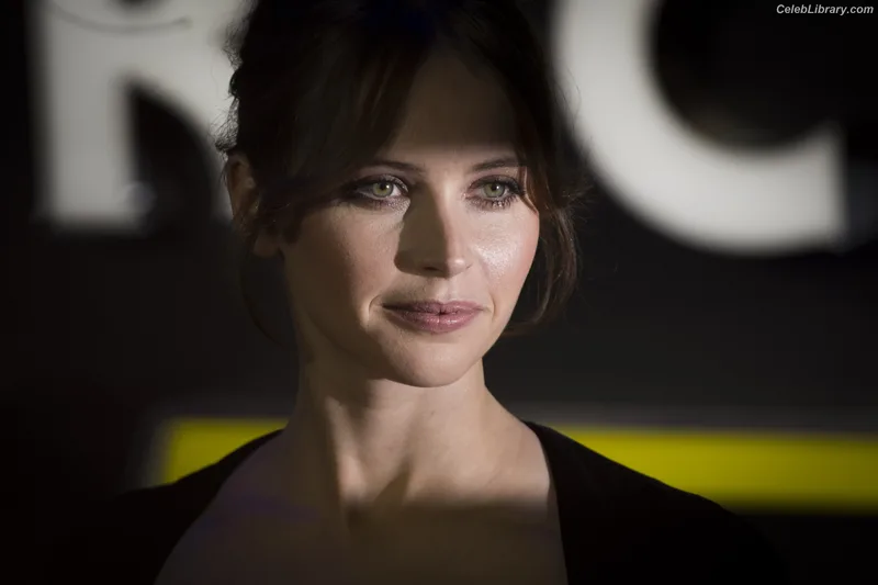 Felicity Jones photo 9 of 236