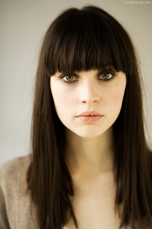 Felicity Jones photo 11 of 236