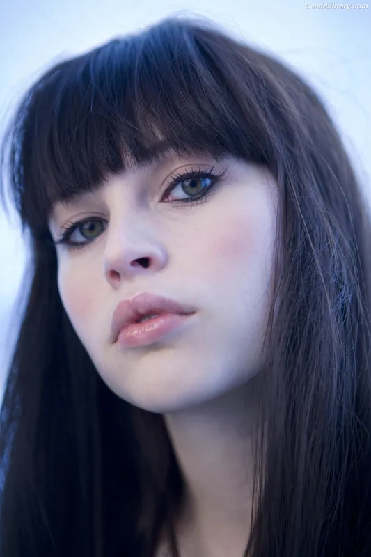 Felicity Jones photo 15 of 236