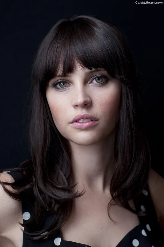 Felicity Jones photo 18 of 236