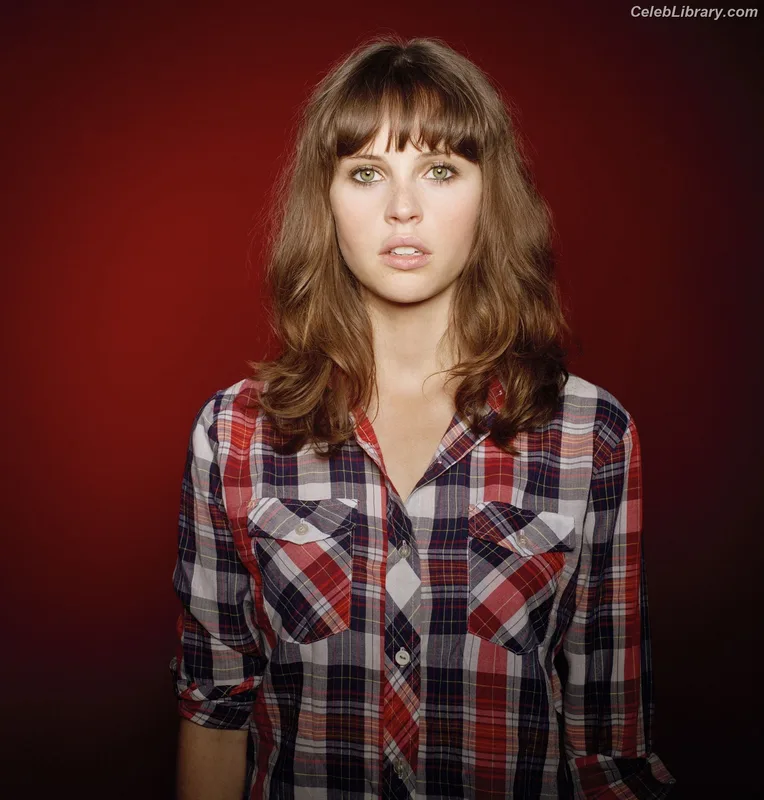 Felicity Jones photo 20 of 236