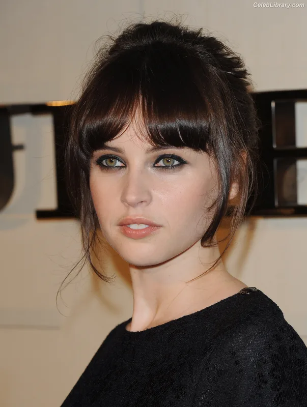 Felicity Jones photo 23 of 236