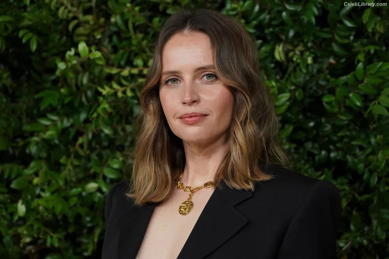 Felicity Jones photo 11 of 236