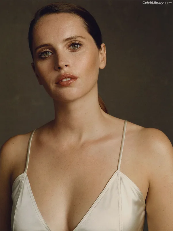 Felicity Jones photo 10 of 236